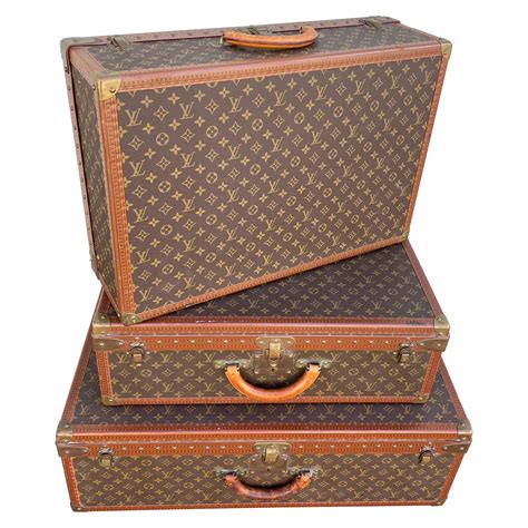 suitcase set louis vuitton|louis vuitton hard suitcase.